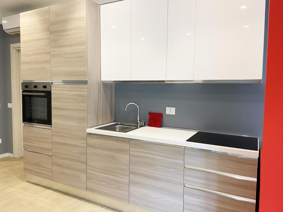 Apartamento Casa Di Laura Mono E Bilo Di Fronte Ospedale San Raffaele Segrate Exterior foto