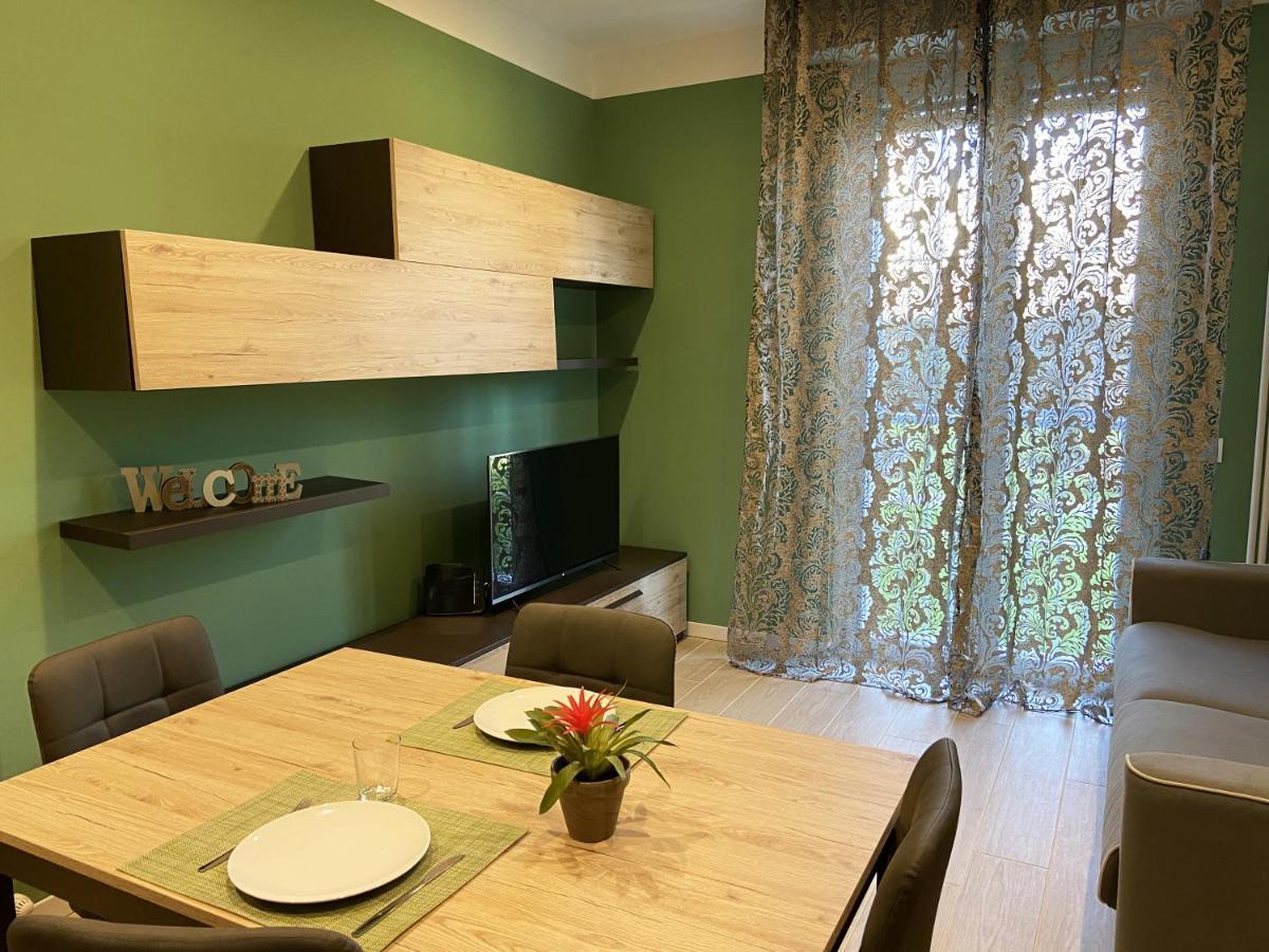 Apartamento Casa Di Laura Mono E Bilo Di Fronte Ospedale San Raffaele Segrate Exterior foto